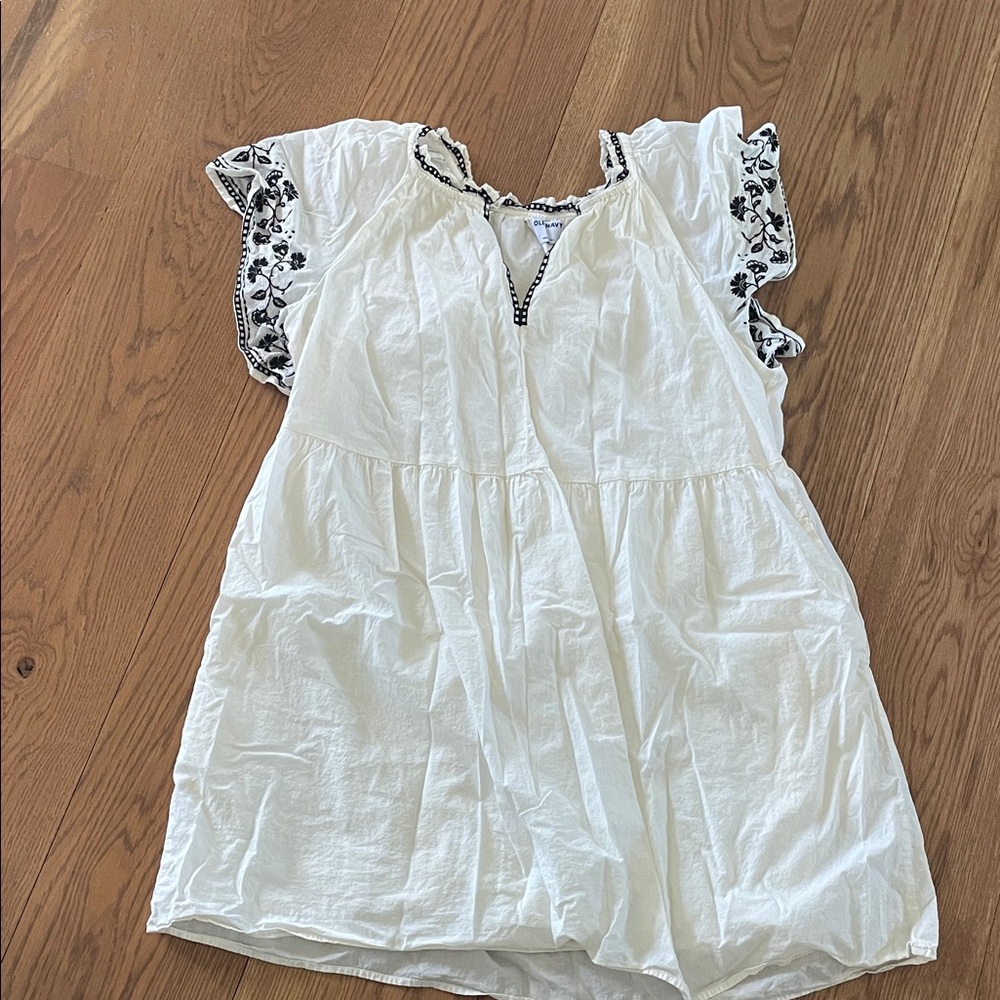 Old Navy Cream Dress with Black Accents